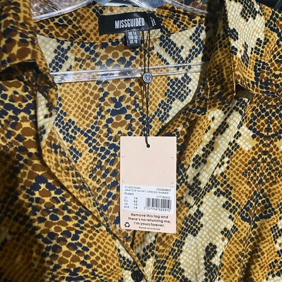 snakeprint button down dress - Picture 2 of 3